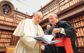 Conheça Tolentino Mendonça, o português que pode vir a ser o próximo Papa, que é um moderno discípulo de Francisco e amigo de figuras públicas
