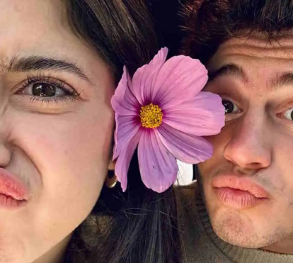 O amor que devolveu o sorriso a João Neves! As melhores imagens do craque com Madalena Aragão