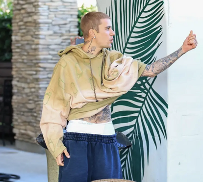 'Só querem dinheiro': O vídeo em que Justin Bieber enfrenta os paparazzi