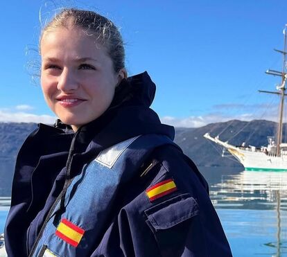 Casa real limpa imagem de Leonor e mostra futura rainha a trabalhar no convés do navio-escola