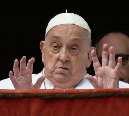 O último adeus de Francisco. Papa dirigiu-se aos fiéis na Praça de São Pedro, no Vaticano, horas antes da sua partida