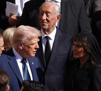 Entre Trump e Melania. As primeiras imagens de Marcelo Rebelo de Sousa nas cerimónias fúnebres do Papa Francisco