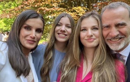 Infanta Sofia; Leonor; Felipe VI e Letizia