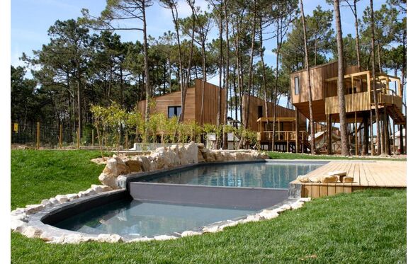Bukubaki Eco Surf Resort, Peniche