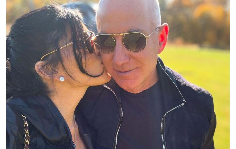 Jeff Bezos; Lauren Sanchez