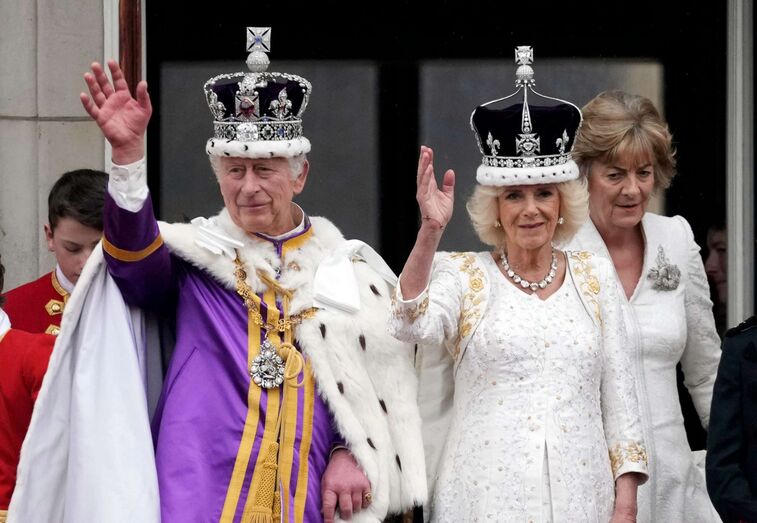 Carlos; Camilla