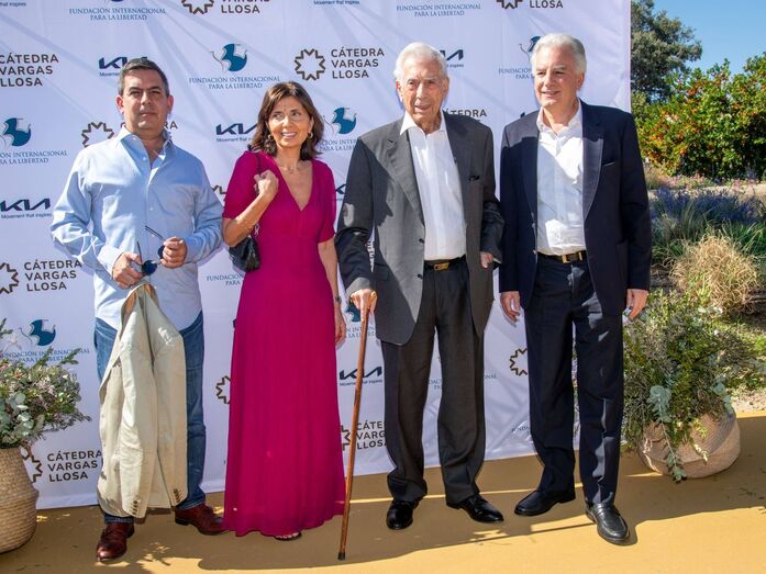 Mario Vargas Llosa