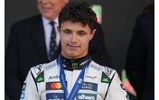 Lando Norris festeja vitória