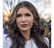 A política Kristi Noem
