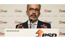Já se sabe quantos milhares Paulo Rangel poupou na compra da casa que partilha com o namorado