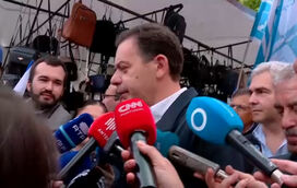 Luís Montenegro volta a irritar-se com pergunta sobre a Spinumviva