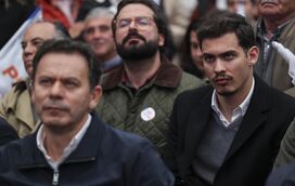 Saiu da sombra do pai. Como Hugo, o filho de Luís Montenegro, se transformou no seu braço-direito e passou a ser uma arma política