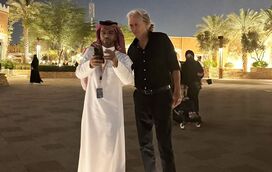 Fiquem lá com a 'Canarinha'! Jorge Jesus desfruta da boa vida após desaire