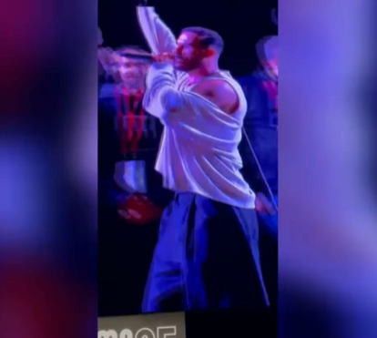 Nininho Vaz Maia aproveita concerto para passar uma mensagem depois da revista da Judiciária à sua casa