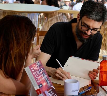 Colocar a leitura em dia e passear pela cidade! Está de volta a Feira do Livro de Lisboa