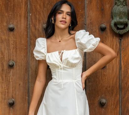 Tem um vestido branco? Se não tem apresse-se a comprar já um e saiba o porquê de ter esta peça no seu 'closet'