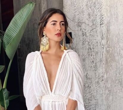 'Must have' de verão: um simples vestido branco