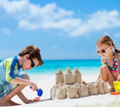 Águas calmas e areais tranquilos! As praias perfeitas para levar os mais pequenos a banhos