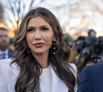 Adeus! Como Trump despediu Kristi Noem, uma das suas mais polémicas aliadas