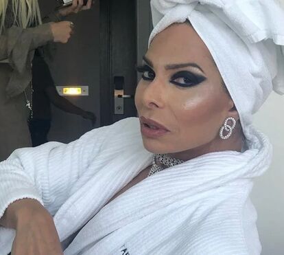 Será que José Castelo Branco não resiste ao apelo da televisão... e do dinheiro? Socialite pode deitar tudo a perder