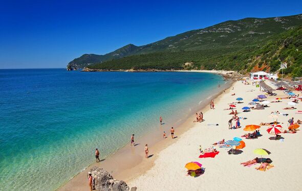 Praia Galápos
