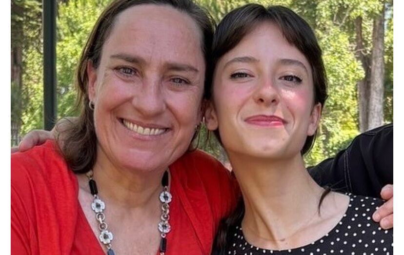 Maria Rueff, Laura Rueff