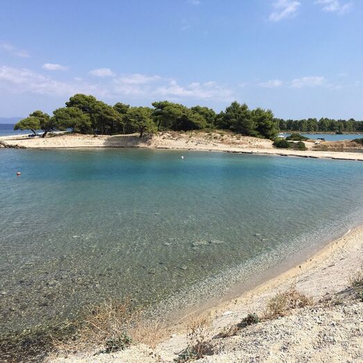 Port Glarokavos Lagoon Beach