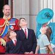 Família real reunida no Palácio de Buckingham para o evento Trooping The Colour