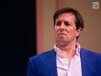 O ator Nuno Lopes demonstra emoção em peça