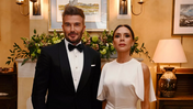 David e Victoria Beckham posam juntos num evento formal