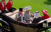 A chegada do rei Carlos III de Inglaterra ao Royal Ascot 