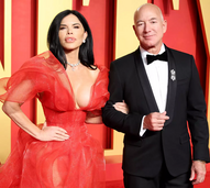 Lauren Sanchez mostra o resultado de cirurgias com Jeff Bezos