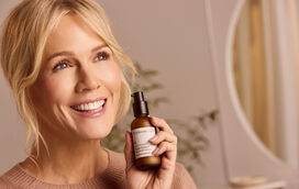 Os melhores séruns para acabar com as rugas estão em promoção! Saiba porque os deve incluir nas suas rotinas