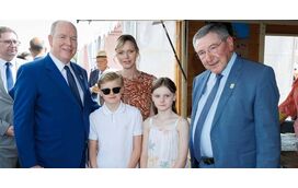 Como estão crescidos os pequenos príncipes do Mónaco! Jacques e Gabriella encantam ao lado de Charlene e Alberto