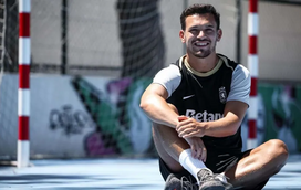 As lágrimas de sofrimento de Pedro Gonçalves, jogador do Sporting 