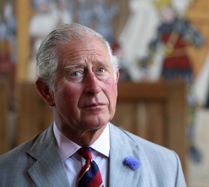 Imprensa britânica revela novo revés na vida de Carlos III, em plena luta contra o cancro: 'Está furioso'