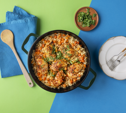 A receita de arroz de frango no forno que os miúdos adoram e não podia ser mais fácil de fazer