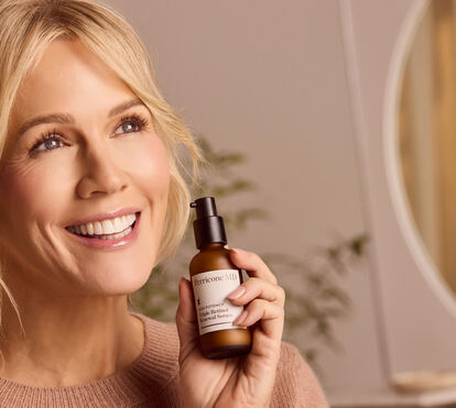 Os melhores séruns para acabar com as rugas estão em promoção! Saiba porque os deve incluir nas suas rotinas