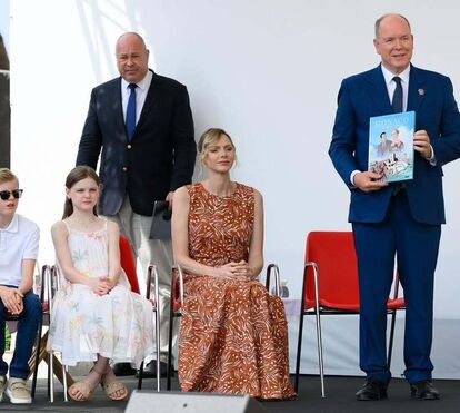 Gémeos do Mónaco brilham ao lado dos pais, Charlene e Alberto
