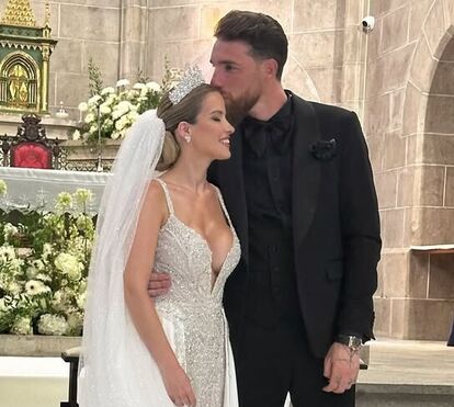 Tudo de preto e só a noiva de branco! Entre connosco no casamento de José Sá e Raquel Jacob
