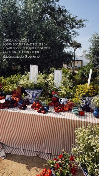 Celebrado o amor de João Cajuda e João Pedro Caldeira com amigos