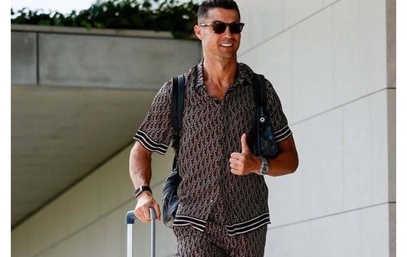 Cristiano Ronaldo na chegada ao estágio da Seleção