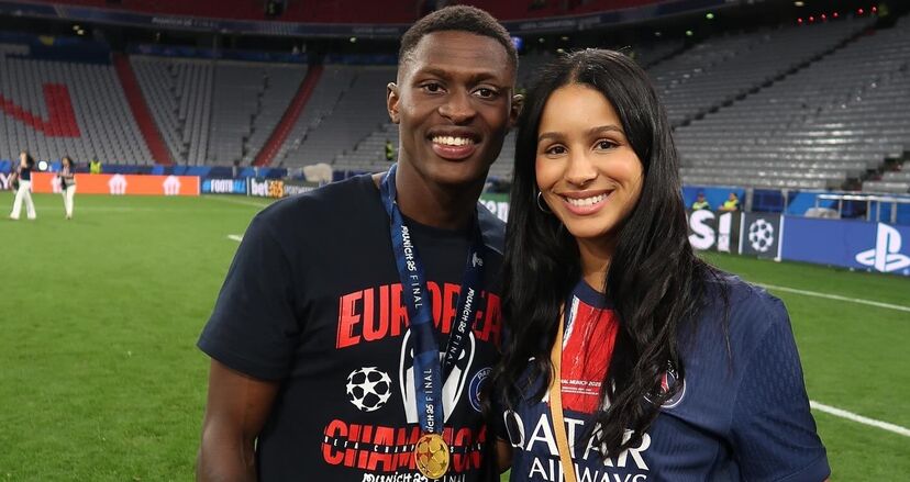 Nuno Mendes e Thalyta Silva celebram conquistas do jogador pelo PSG e Seleção