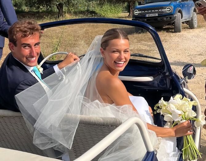 Tomás Reymão e Leonor Borges celebram casamento de luxo no Algarve com amigos e família