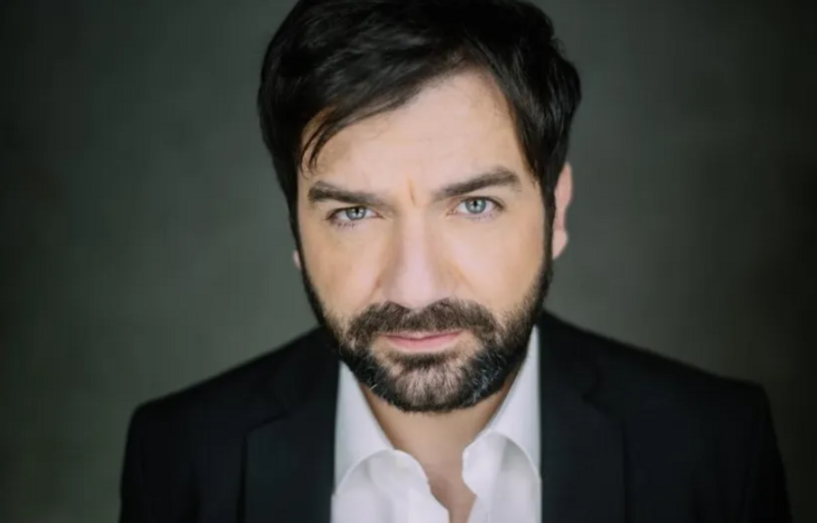Adérito Lopes agredido antes de atuação