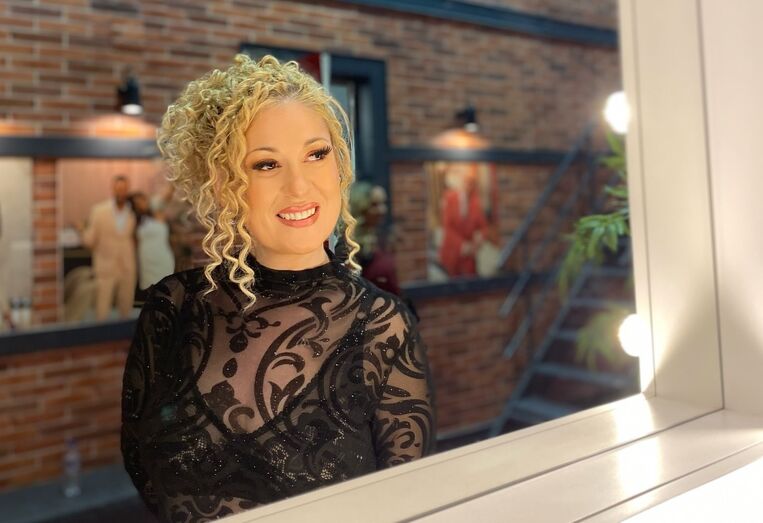 Cantora Rebeca enfrenta doença