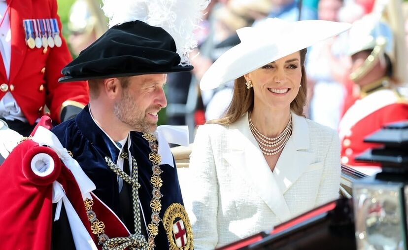 Kate Middleton e Príncipe William em Windsor com visual elegante