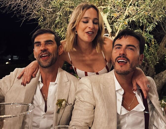 Sara Prata partilha fotos do copo d'água do casamento de João Cajuda e João Pedro Caldeira