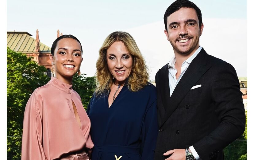 Paula Amorim e os filhos, Rui e Francisca, juntos no novo resort da Comporta