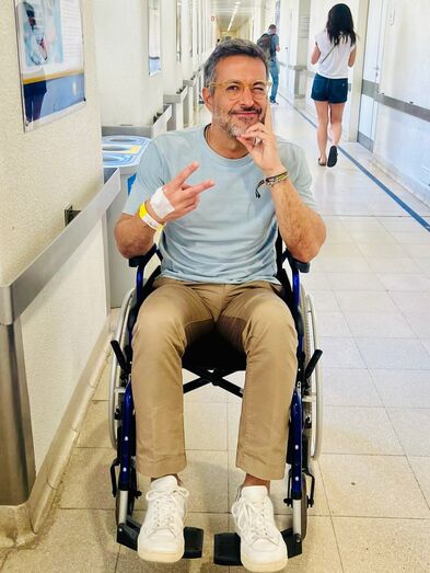 Pedro Benevides no hospital após suspeita de AVC